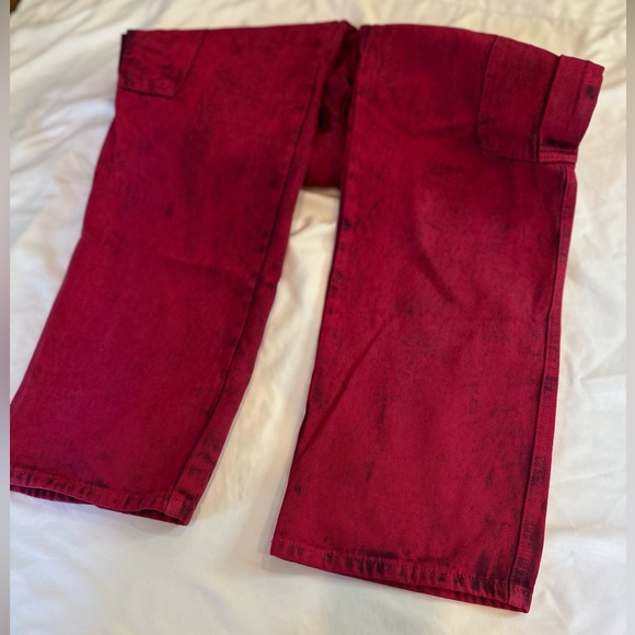 Raspberry colored acid wash cargo jeans - Picture 6 of 14